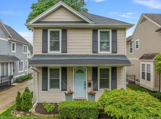 1007 Chester St, Birmingham, MI