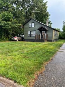 437 8th St, Windom, MN, 56101