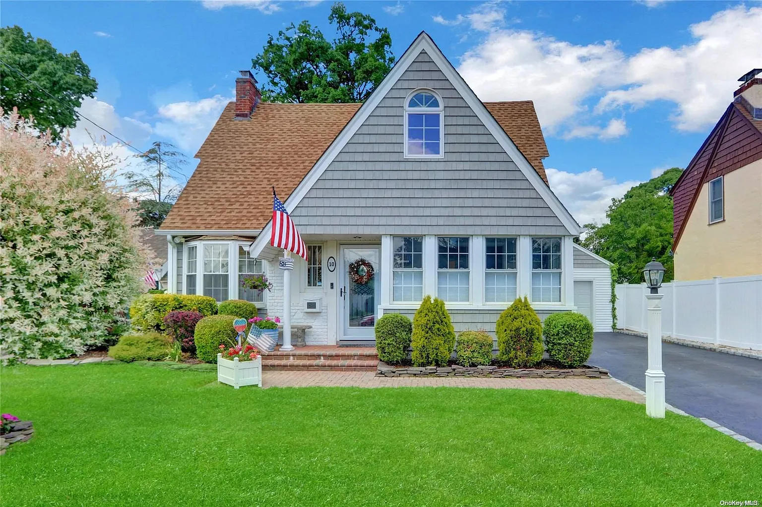 10 Lincoln Avenue photo 1