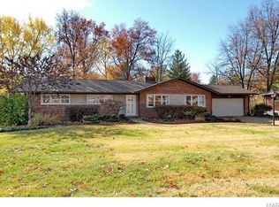 11834 Helta Dr, Saint Louis, MO