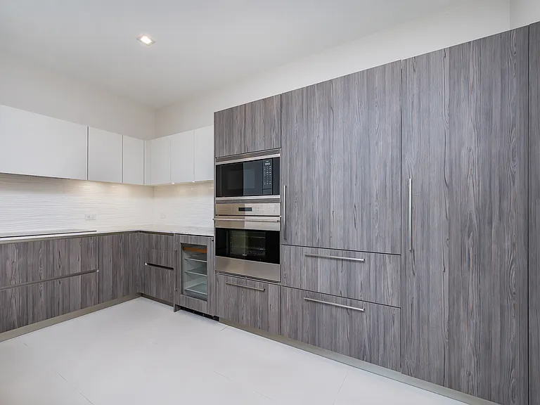 275 Giralda Ave #8C — Photo 7