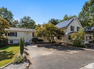 6 Pocasset St, Worcester, MA 01604