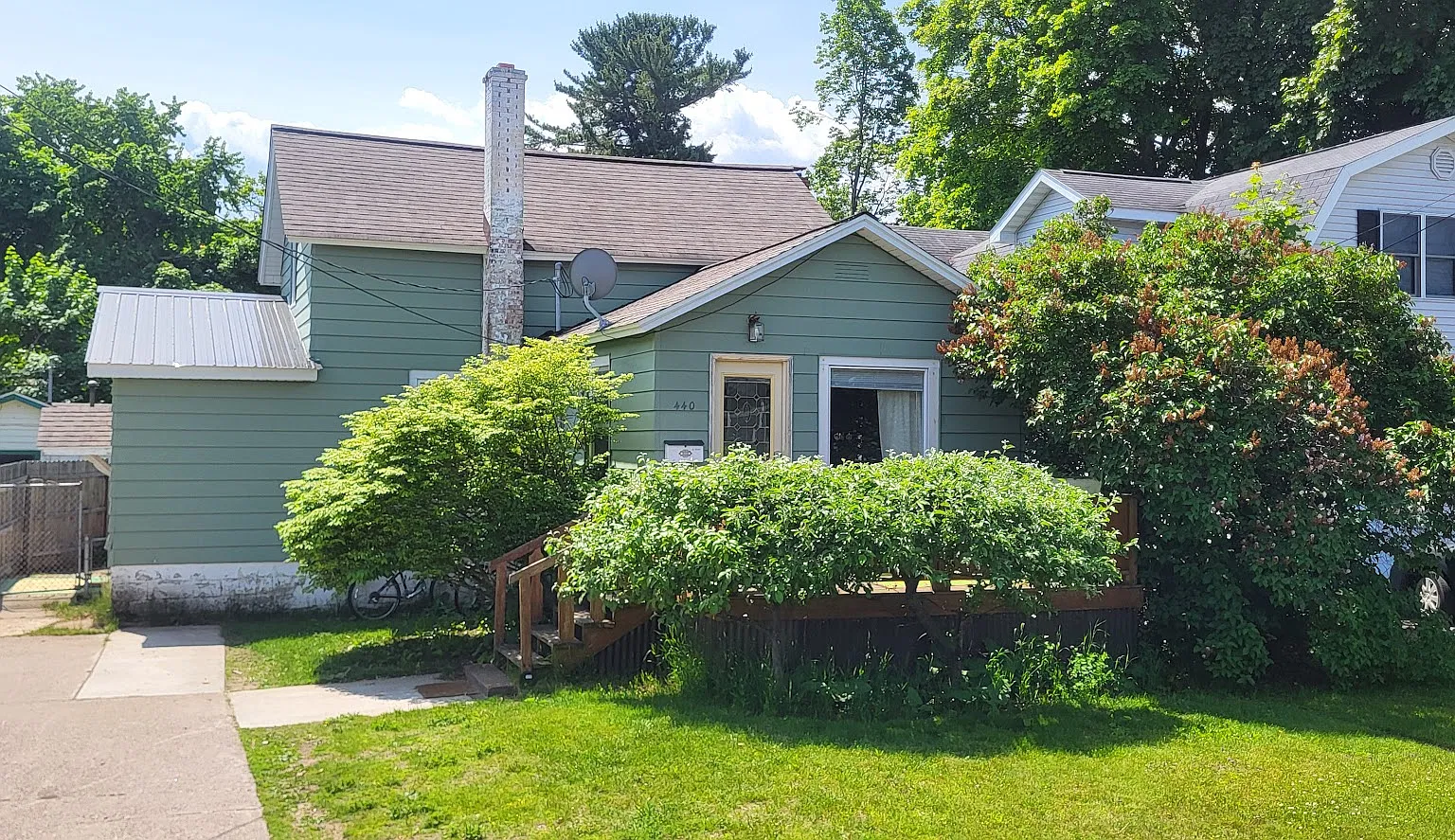 4 bed, 1382 sqft, $2,850 — Photo 1