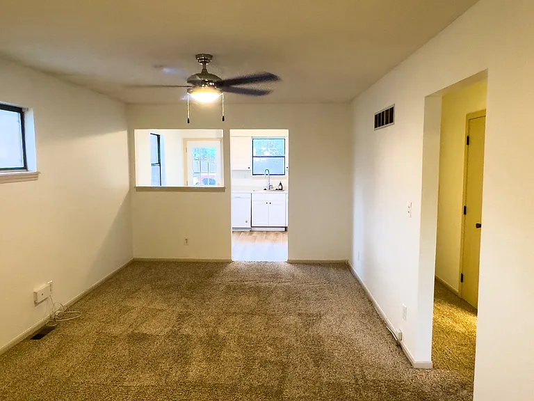 410 NE 81st St #410 — Photo 2