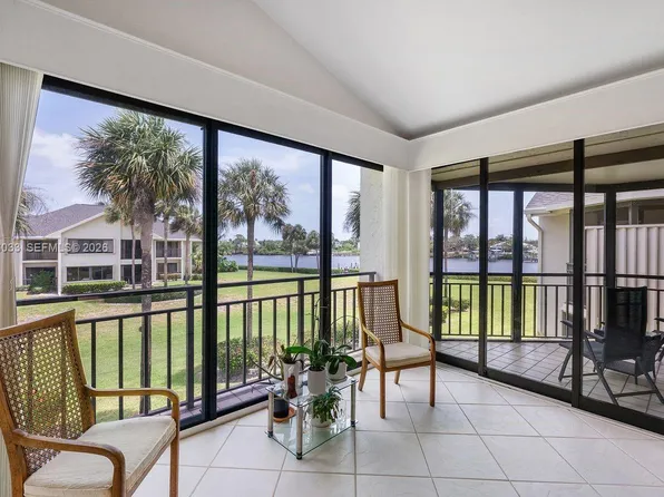 10411 SE Terrapin Pl APT 203, Jupiter, FL 33469