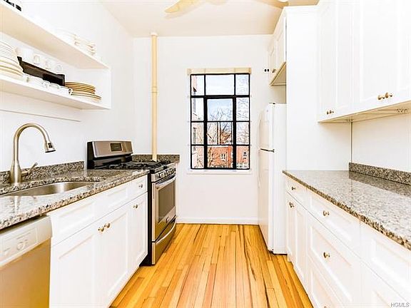 5th image of 3001 Henry Hudson Pkwy APT 3L