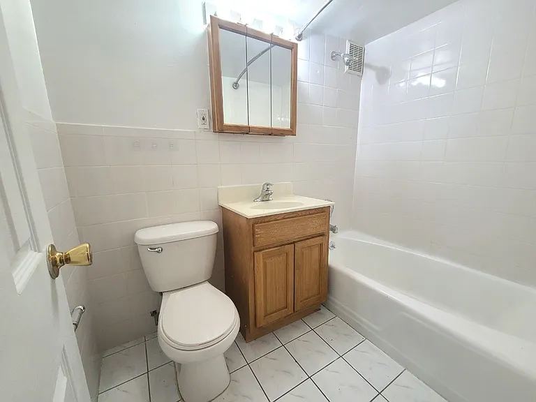 748-772 N Broad St #KTR78 — Photo 4