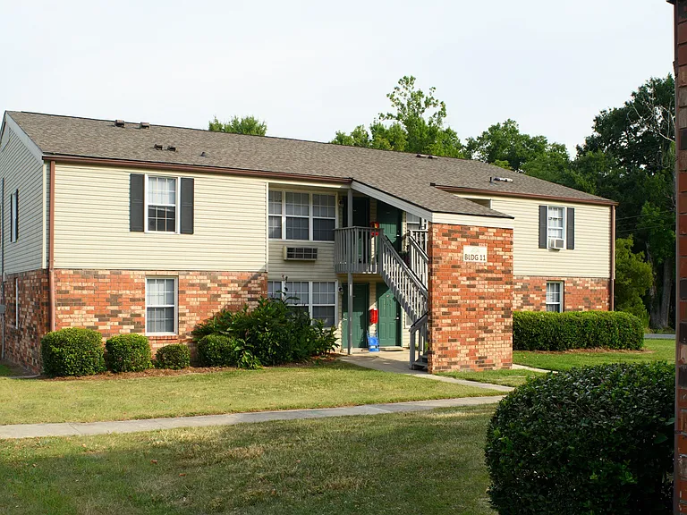 901 Colleton St — Photo 17