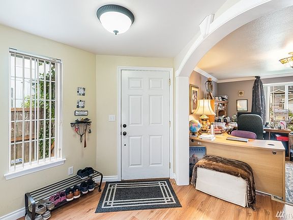 5th image of 1326 S 90th St