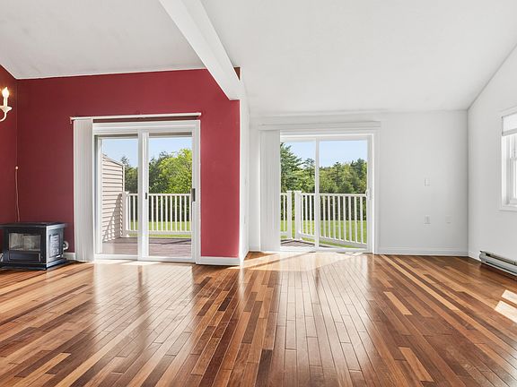 4th image of 7 Meadow Drive #D