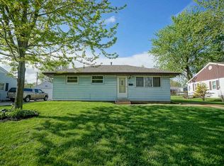 1007 Lincoln Rd, Marquette Heights, IL 61554