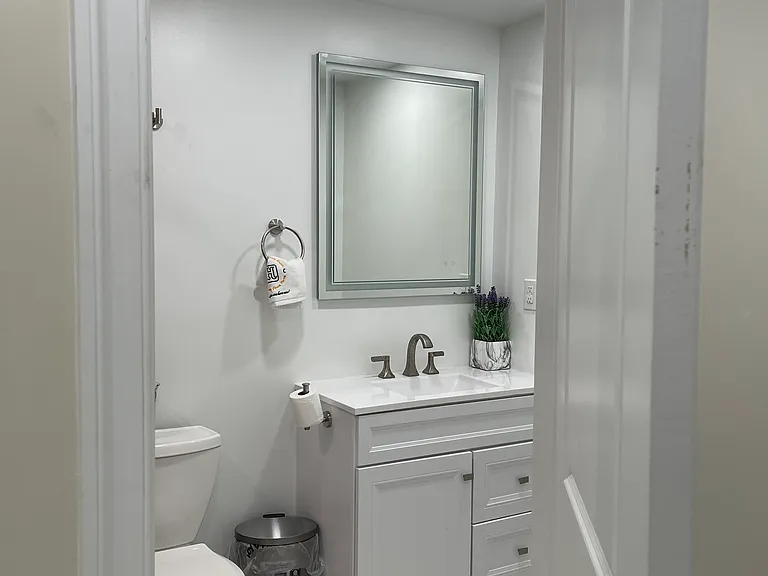 38 Riggs Rd NE #B — Photo 1