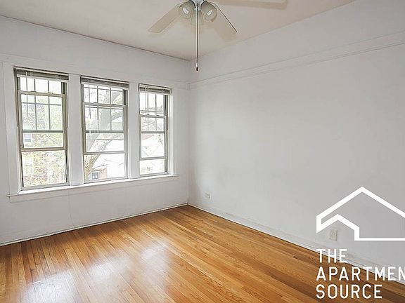 2nd image of 5137 N Wolcott Ave #1