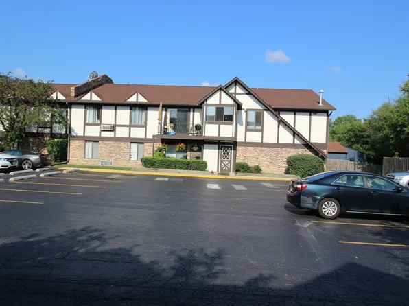 246 George St APT A, Bensenville, IL 60106