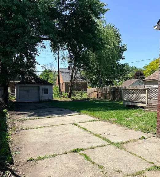 6181 Neff Ave — Photo 3