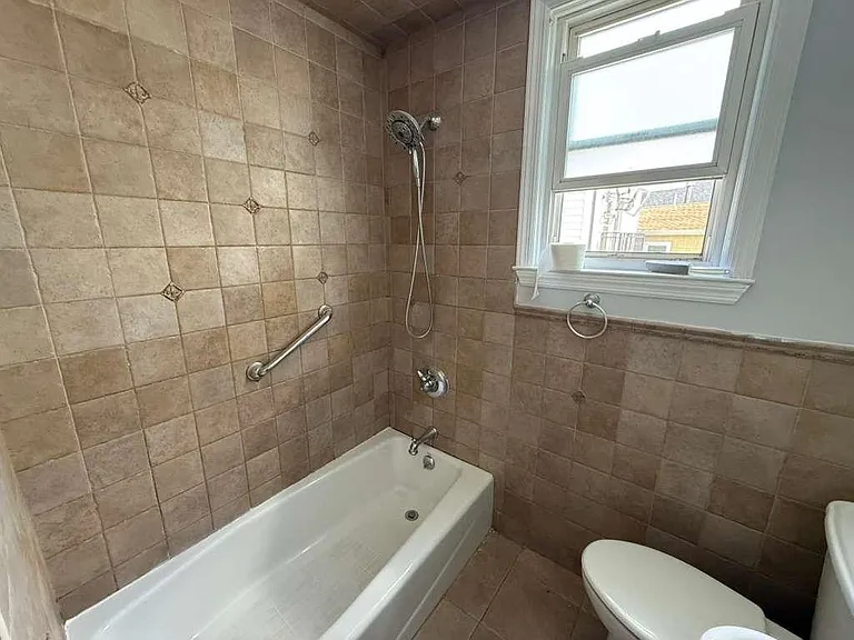 18 W 49th St #2 — Photo 11