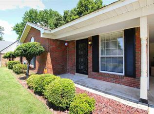 5438 Maple Ridge Rd, Memphis, TN 38134