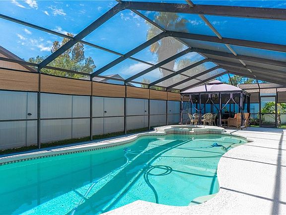 2nd image of 11920 Snapdragon Rd