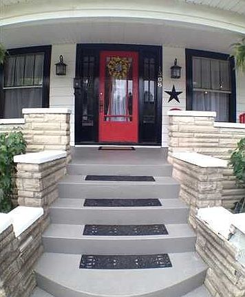3rd image of 1308 Lydia St
