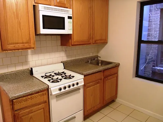 Rented by Citi Habitats | media 18