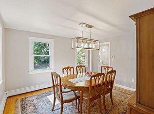 331 E Riding Dr, Carlisle, MA 01741