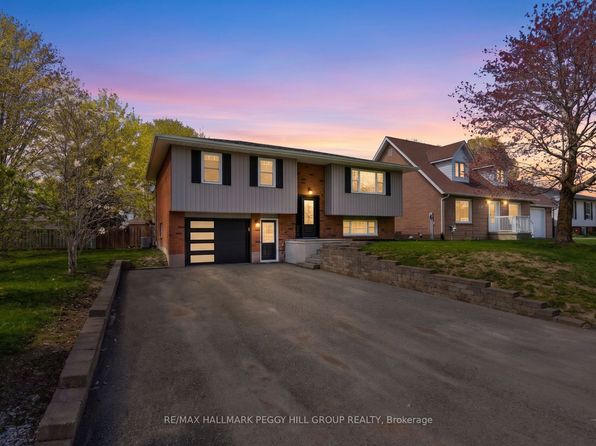 16 Glenview Ave, Springwater, ON L0L 1P0
