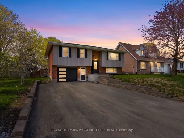 16 Glenview Ave, Springwater, ON L0L 1P0