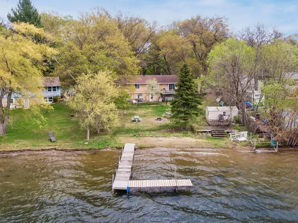 9397 Jane Rd N, Lake Elmo, MN 55042
