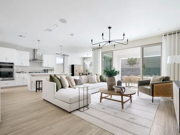 25178 Banded Hills Dr, Menifee, CA 92585