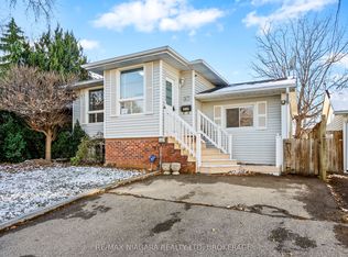 57 Lorne St, Saint Catharines, ON L2P 3C5