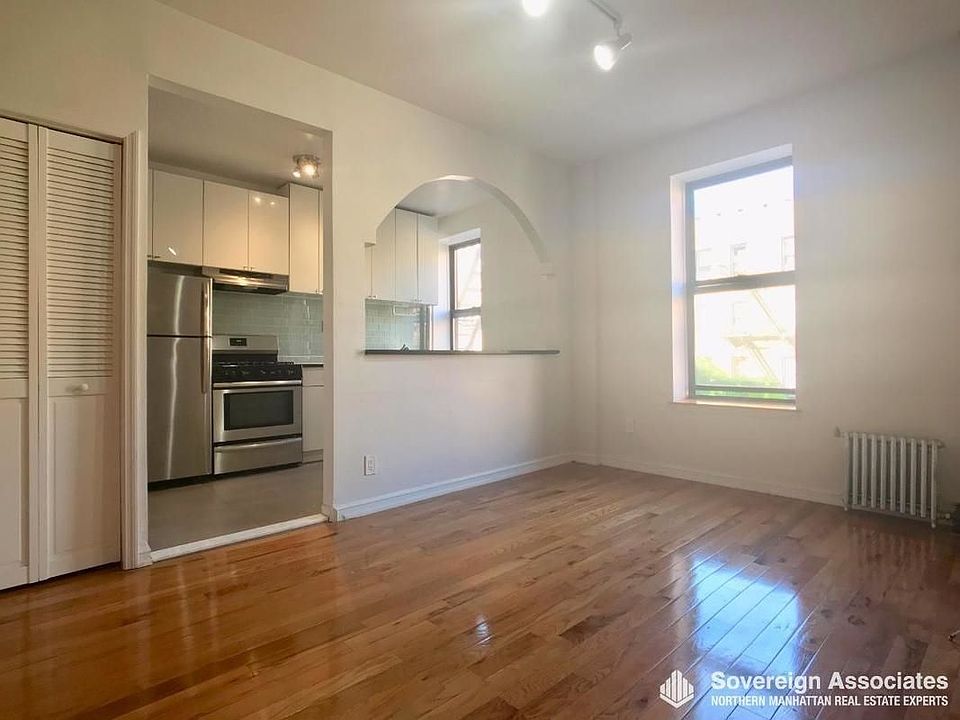 1st image of 122 La Salle St APT 8