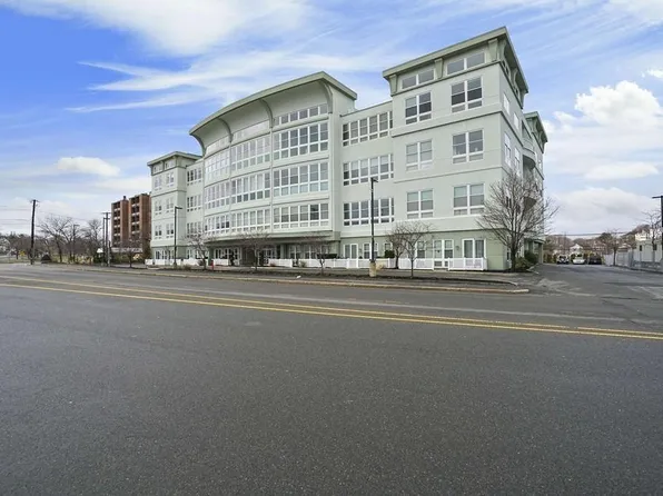 10 Ocean Ave Unit 213, Revere, MA 02151
