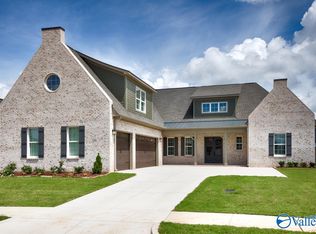 8322 Grayback Blvd, Owens Cross Roads, AL 35763