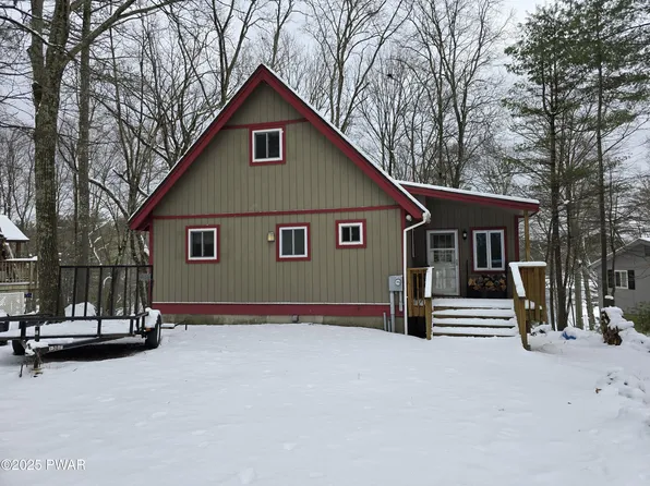 138 Fawn Lake Dr, Dingmans Ferry, PA 18328