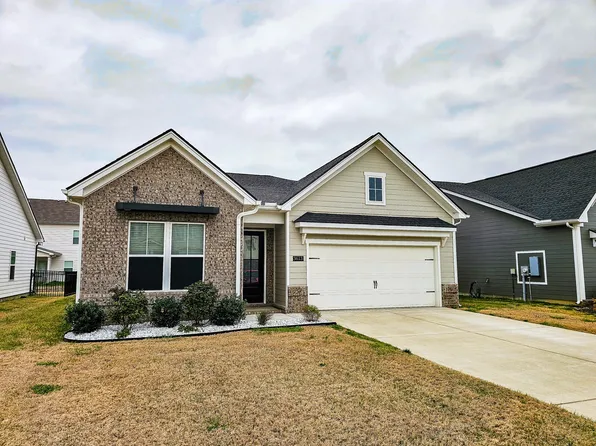 3613 Shady Forest Dr, Murfreesboro, TN 37128