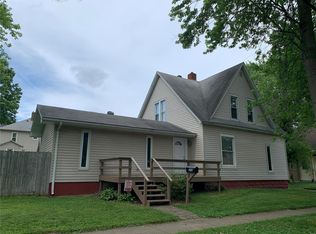 211 E South Ave, Greenville, IL 62246