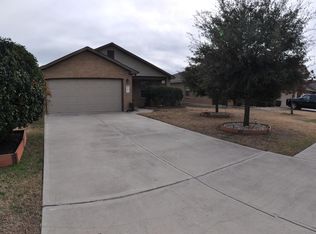 904 Dexter Dr, Leander, TX 78641