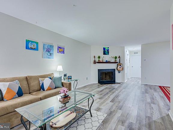 5th image of 2211 Old Stone Mill Dr