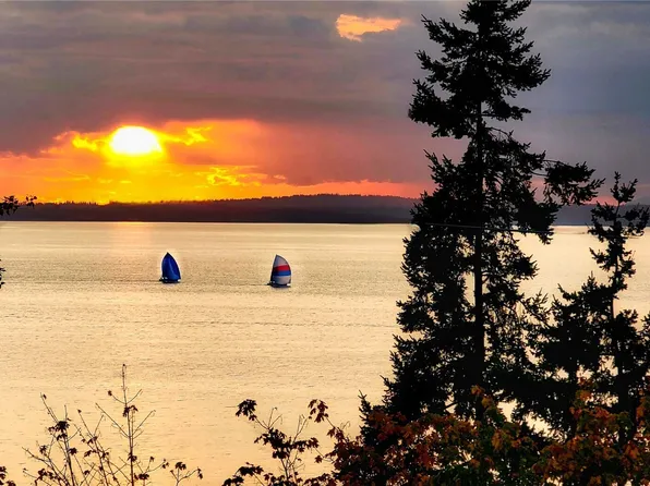 317 N State #201, Bellingham, WA 98225