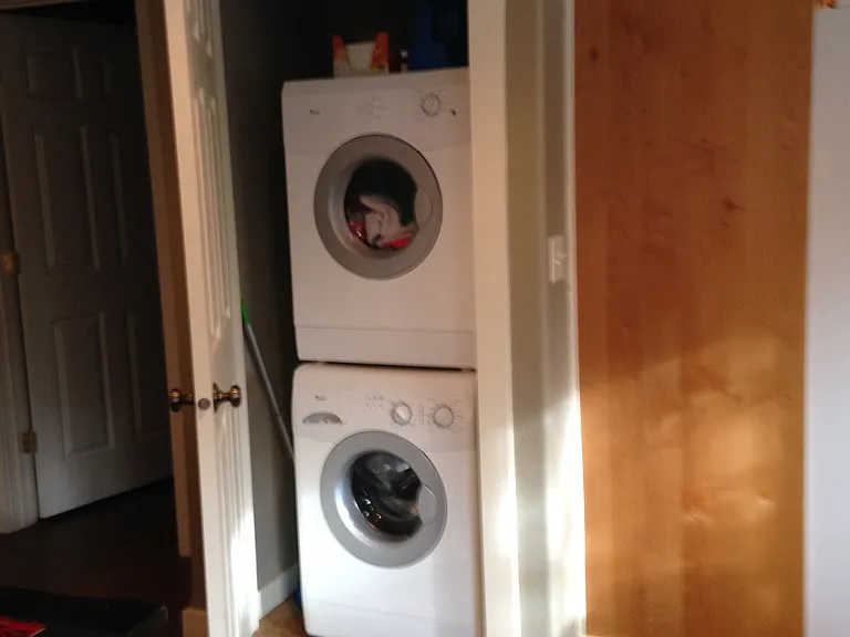 233 Breezy Point Ave — Photo 5