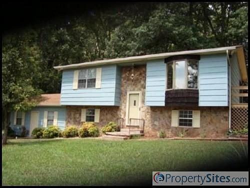 1st image of 285 Cherokee Cir