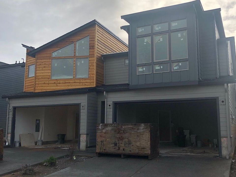 1st image of 12319 NE 115th St