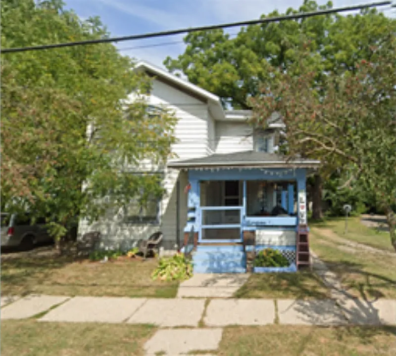 159 1/2 S Jackson St