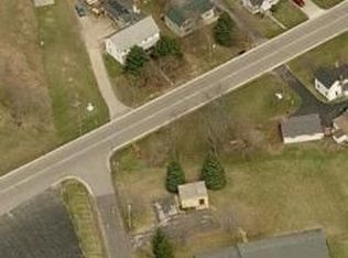 205 Madison Ave, Cascade, WI 53011