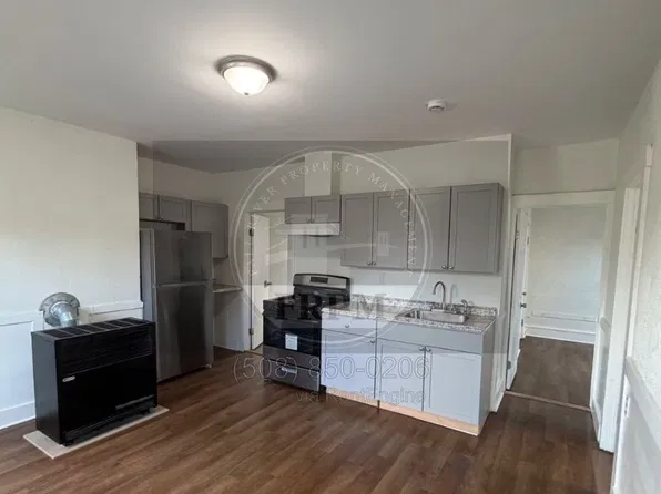 297 N Front St, New Bedford, MA