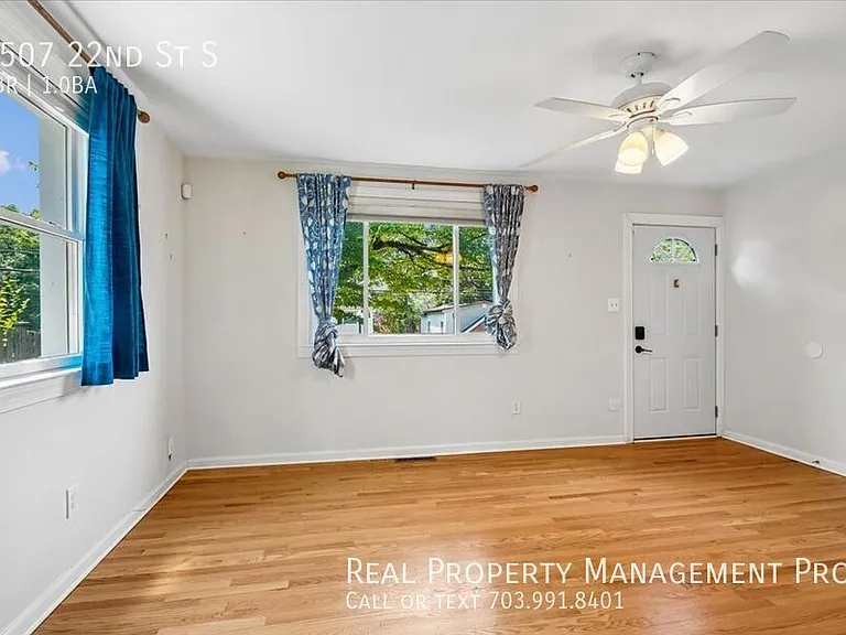 3507 22nd St S — Photo 3