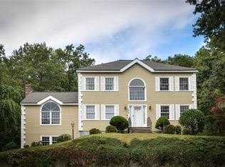 135 Overlook Dr #0, Holliston, MA 01746