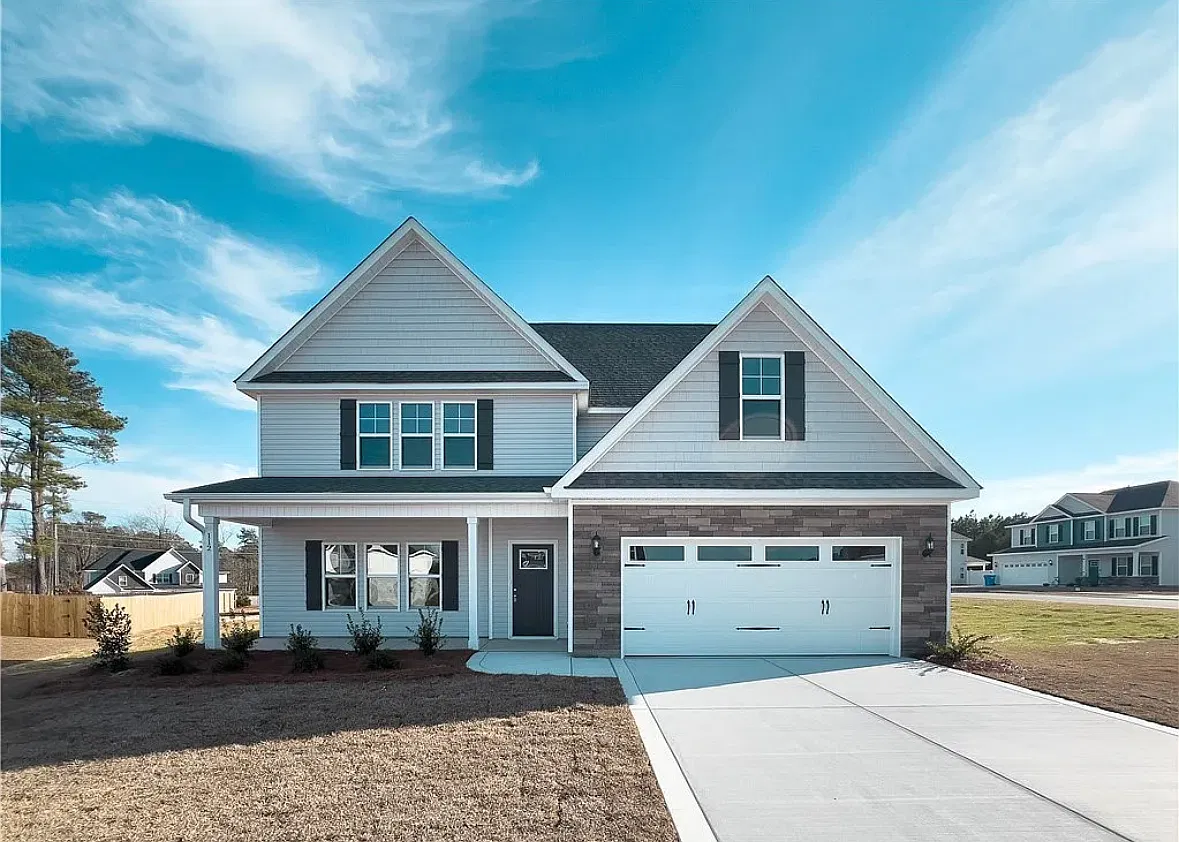 112 Leach Creek Dr — Photo 1