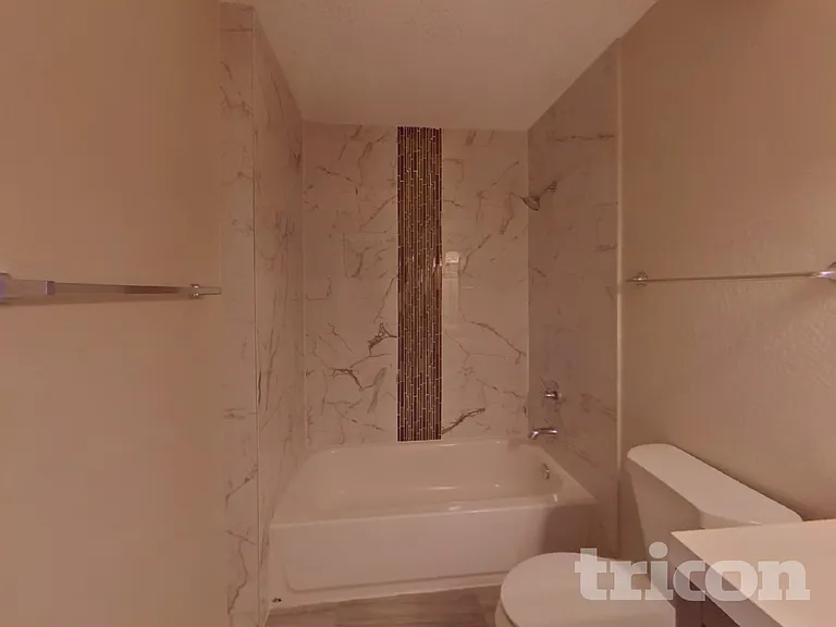 3910 Lillie St — Photo 12