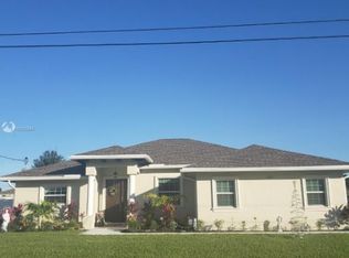 5923 NW Carefree St, Port Saint Lucie, FL 34986